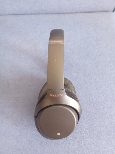 Περισσότερες πληροφορίες για "Sony WH-1000XM3 (Μαύρο/Ενσύρματo & Ασύρματo)"