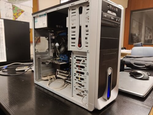 Περισσότερες πληροφορίες για "Παλιό PC με i7-920"