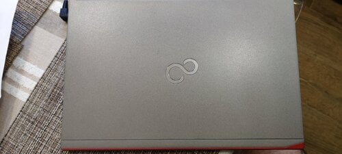 Περισσότερες πληροφορίες για "Πωλείται Laptop Fujitsu Lifebook E746"