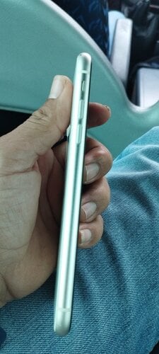 Περισσότερες πληροφορίες για "Κινητο iphone 11"