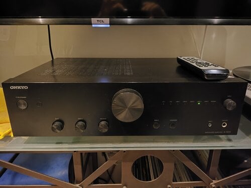 Περισσότερες πληροφορίες για "Onkyo a-9010"