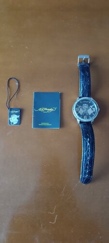 Περισσότερες πληροφορίες για "Ed Hardy Watch"