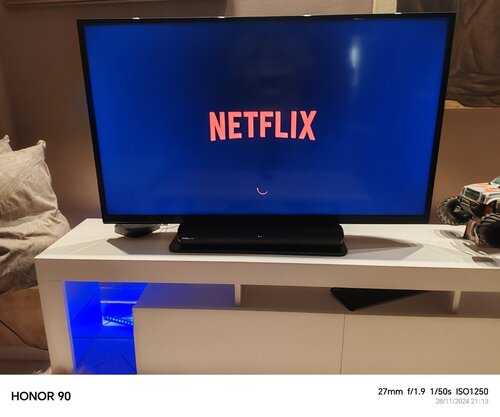 Περισσότερες πληροφορίες για "F&U FL2D5005UH 4K ULTRA HD Smart TV 50 ιντσών"