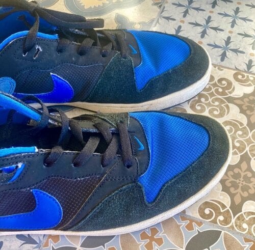 Περισσότερες πληροφορίες για "Nike SB alley oop black and blue"