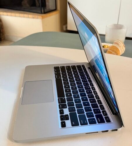 Περισσότερες πληροφορίες για "MacBook Pro 2015"