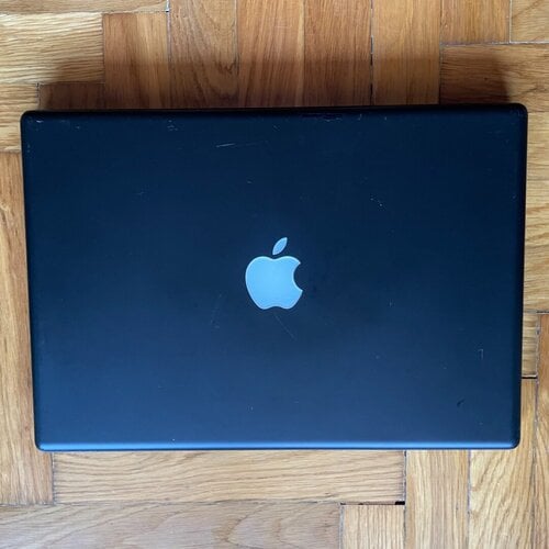 Περισσότερες πληροφορίες για "MacBook 2007 Polycarbonate Black 13” (Δείτε περιγραφή)"