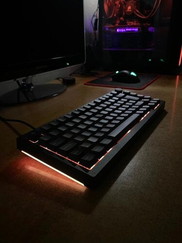 Περισσότερες πληροφορίες για "AKKO BLACK AND GOLD 5075B PLUS MECHANICAL GAMING KEYBOARD"