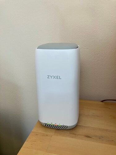 Περισσότερες πληροφορίες για "Zyxel 4G LTE AC2050 LTE5398-M904"