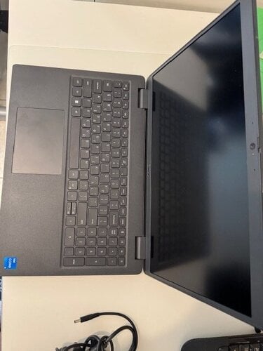 Περισσότερες πληροφορίες για "Πωέιται Laptop Dell 3520 15¨ -  i5 / 16GB RAM / 512M2 - 370€"