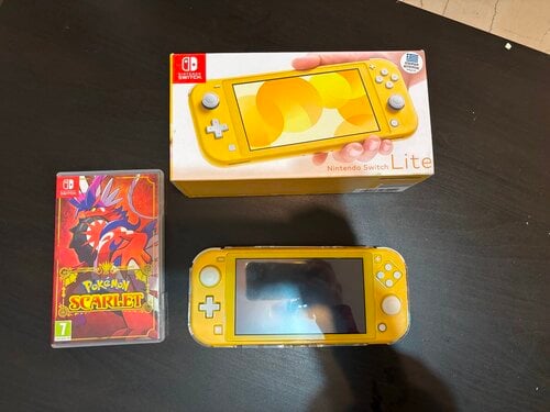 Περισσότερες πληροφορίες για "Nintendo Switch Lite + Pokemon Scarlet"