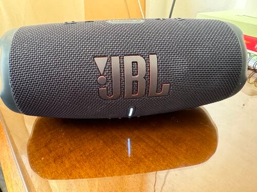 Περισσότερες πληροφορίες για "JBL CHARGE 5 BLACK"