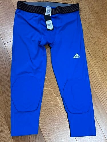 Περισσότερες πληροφορίες για "Adidas techfit 3/4 κολάν"