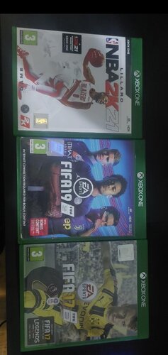 Περισσότερες πληροφορίες για "Fifa 17,19 + nba 2k21 xbox bundle"