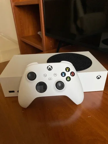 Περισσότερες πληροφορίες για "XBOX SERIES S 512 GB"