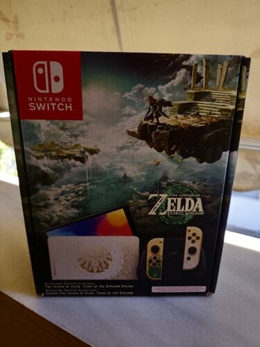 Περισσότερες πληροφορίες για "Nintendo Switch OLED Zelda Tears Of The Kingdom Edition"