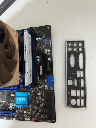 Περισσότερες πληροφορίες για "MSI Z87M-G43 1150 Socket"