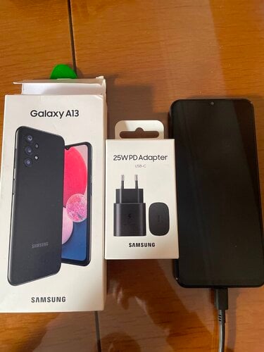 Περισσότερες πληροφορίες για "Samsung Galaxy A13 (Ελαφρύ Μπλε/64 GB)"