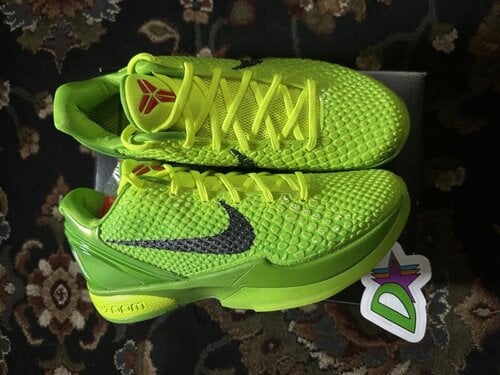 Περισσότερες πληροφορίες για "Nike Kobe 6 Grinch."