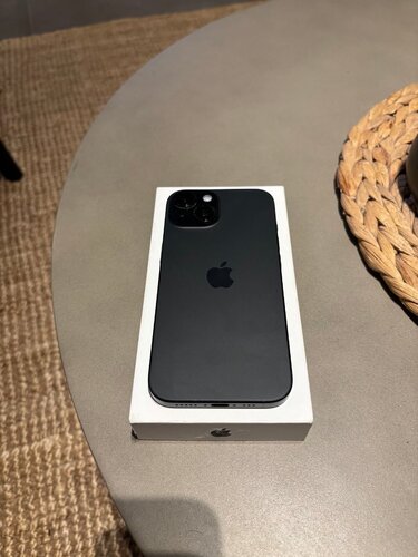 Περισσότερες πληροφορίες για "Apple iPhone 15 (Μαύρο/256 GB)"