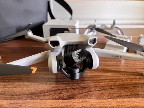 Περισσότερες πληροφορίες για "DJI Mini 3 Fly More Combo * ΑΡΙΣΤΟ * ΕΓΓΥΗΣΗ * ΧΩΡΙΣ CONTROLLER *"