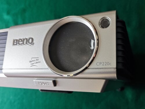 Περισσότερες πληροφορίες για "Προβολέας projector Benq CP220c"