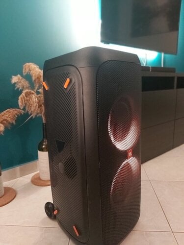 Περισσότερες πληροφορίες για "Jbl partybox 310"