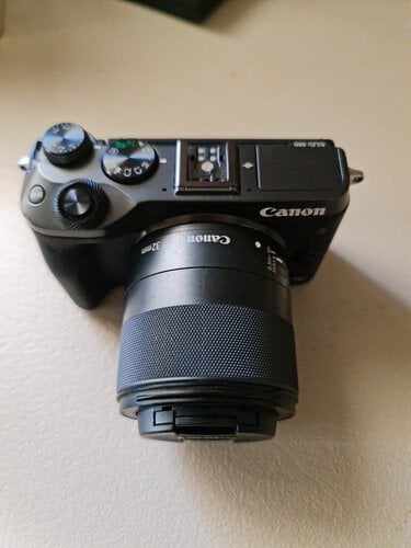 Περισσότερες πληροφορίες για "Canon EOS M6"