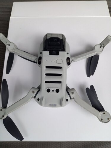 Περισσότερες πληροφορίες για "DJI Mavic Mini Fly More Combo"