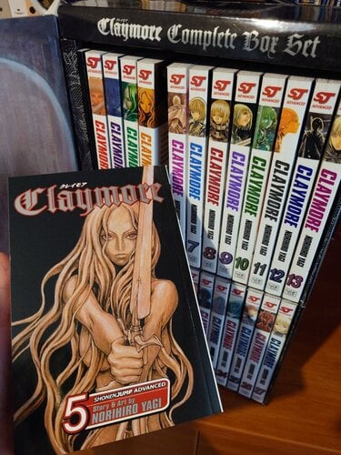 Περισσότερες πληροφορίες για "CLAYMORE Complete Box Set: Volumes 1-27"