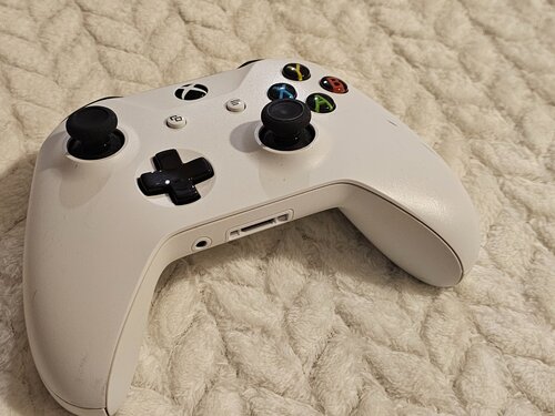 Περισσότερες πληροφορίες για "Xbox one controller"