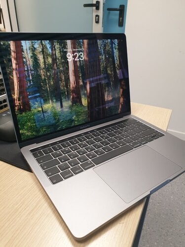 Περισσότερες πληροφορίες για "MacBook Pro 13″ Touch Bar mid 2018 i5/8GB/256GB"