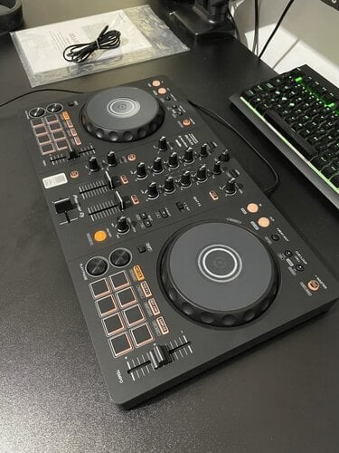 Περισσότερες πληροφορίες για "Pioneer DDJ-FLX4 DJ Controller 2 Καναλιών"