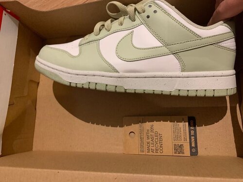 Περισσότερες πληροφορίες για "Nike Dunk Low Next Nature - Olive Women Size 40 ΑΦΟΡΕΤΑ"