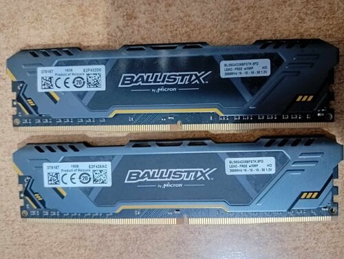 Περισσότερες πληροφορίες για "Crucial Ballistix Sport AT 16GB (2x8GB) DDR4-2666MHz (BLS2K8G4D26BFSTK)"