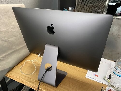 Περισσότερες πληροφορίες για " iMac pro 27inch 5K Screen & imac 21.5 2019 4K Screen"