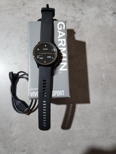 Περισσότερες πληροφορίες για "Ρολόι Garmin Vivomove sport"