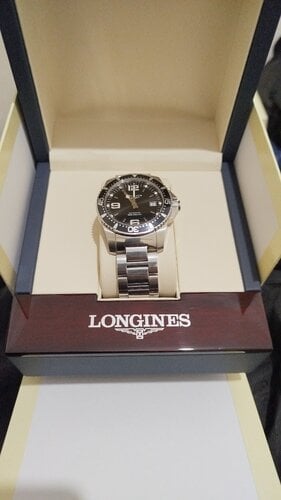 Περισσότερες πληροφορίες για "Longines HydroConquest automatic 41mm"