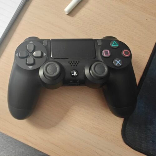 Περισσότερες πληροφορίες για "Sony DualShock 4 Controller V2 Wireless for PS4 Jet Black"