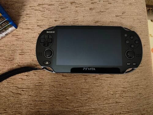 Περισσότερες πληροφορίες για "Sony PSVITA + 9 Games + 16Gb μνήμη"