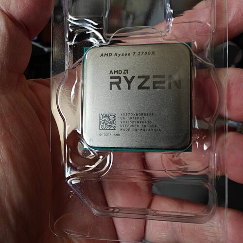 Περισσότερες πληροφορίες για "AMD Ryzen 7 2700X με ψύκτρα"