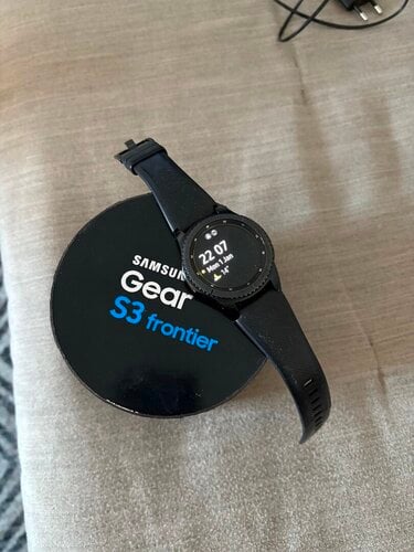 Περισσότερες πληροφορίες για "Samsung Gear S3"