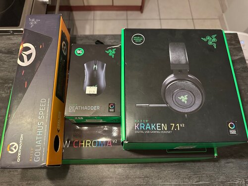 Περισσότερες πληροφορίες για "Razer Gaming Set - Πληκτρολόγιο, Ποντίκι, Ακουστικά, Mousepad"