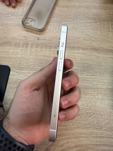 Περισσότερες πληροφορίες για "Iphone 13"