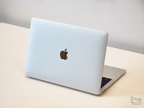 Περισσότερες πληροφορίες για "Apple MacBook Air M1 Brand new!!! από Γερμανό με επέκταση εγγύησης"