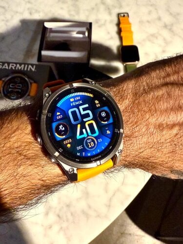 Περισσότερες πληροφορίες για "Garmin fēnix 8 51mm Sapphire Titanium with Spark Orange and Graphite"