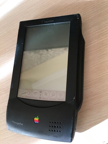 Περισσότερες πληροφορίες για "Apple MessagePad H1000"