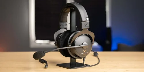 Περισσότερες πληροφορίες για "Beyerdynamic MMX 300 PRO"