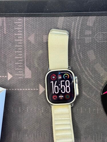 Περισσότερες πληροφορίες για "Apple Watch Ultra (49mm/Τιτάνιο/Τιτάνιο)"