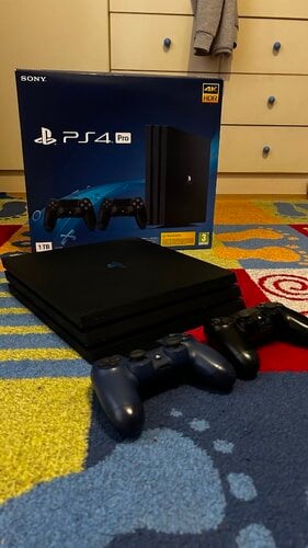 Περισσότερες πληροφορίες για "Sony PS4 Pro με 2 χειριστήρια και 2ΤΒ σκληρό δίσκο"