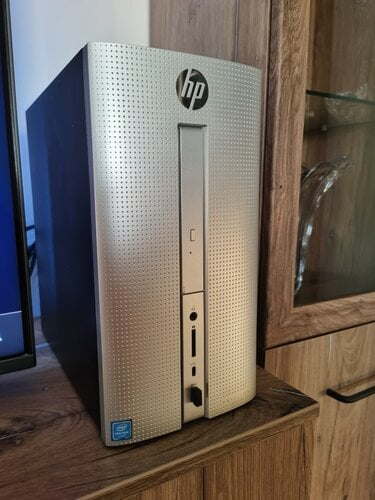 Περισσότερες πληροφορίες για "HP Pavilion Core i7-7700 , RTX 3050 6GB , 16GB RAM , 1TB NVMe SSD , WiFi, BT , Windows 11 23H2"